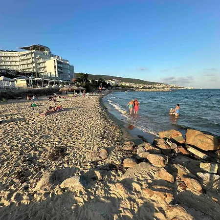 Apartament свети влас комплекс викторио Burgas