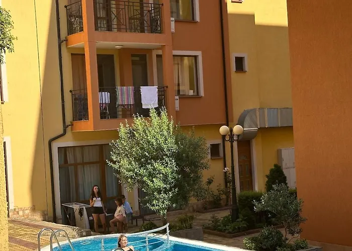 свети влас комплекс викторио Burgas City