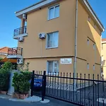 морски бряг Feriehus