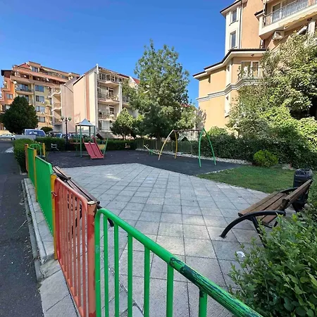 Apartment свети влас комплекс викторио Burgas