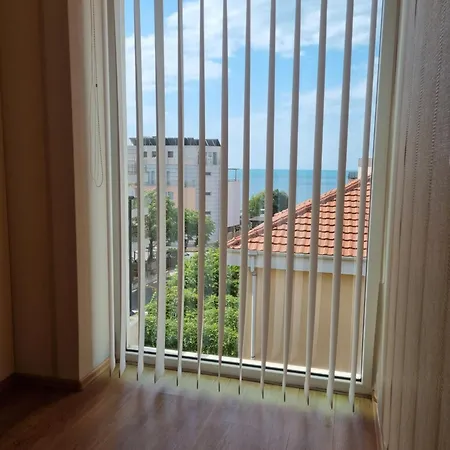 Prázdninový dům морски бряг Sveti Vlas