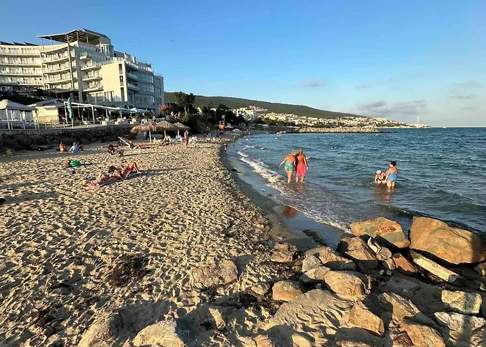 公寓 свети влас комплекс викторио 布尔加斯